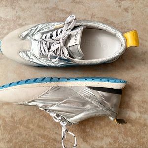 Oncept Tokyo Silver Sneakers